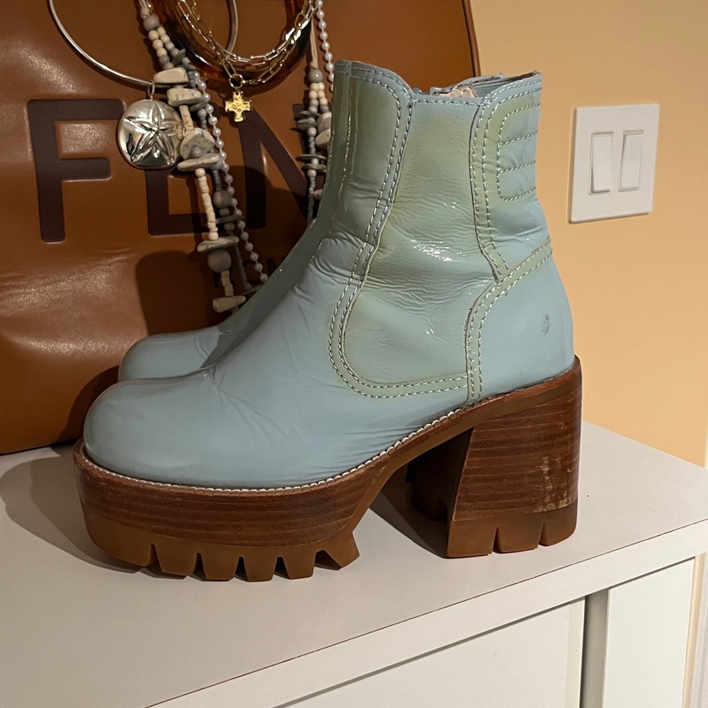 Jeffrey Campbell Women's Pastel Blue Heeled Boots - Picture 2 of 5